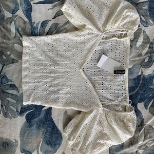 Divided Crochet Crop Top Blouse in Beige, XS